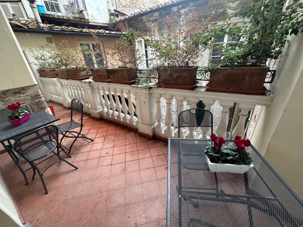 In Centro Lovely Home Lucca Buitenkant foto